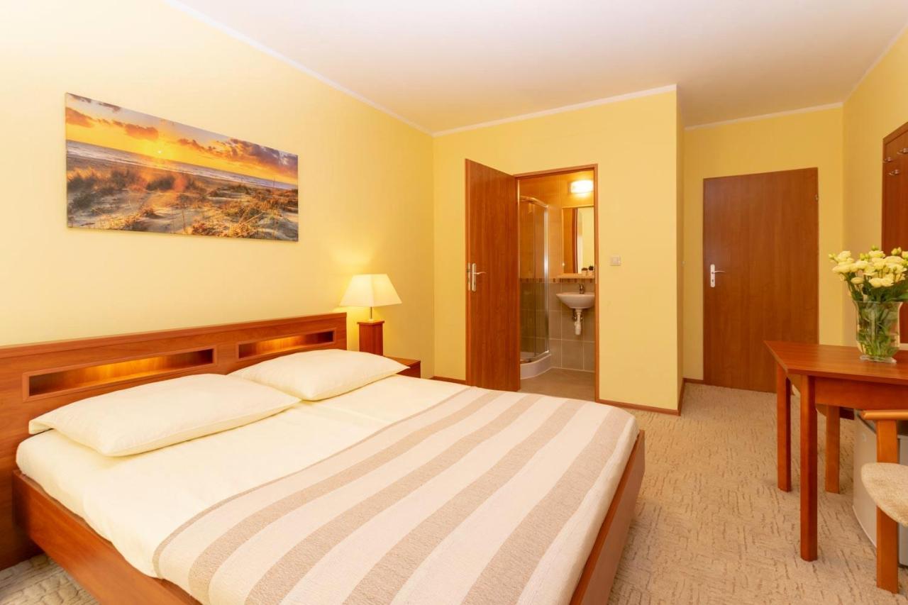Pensjonat Marynarski - Apartamenty Дарлувко Екстер'єр фото