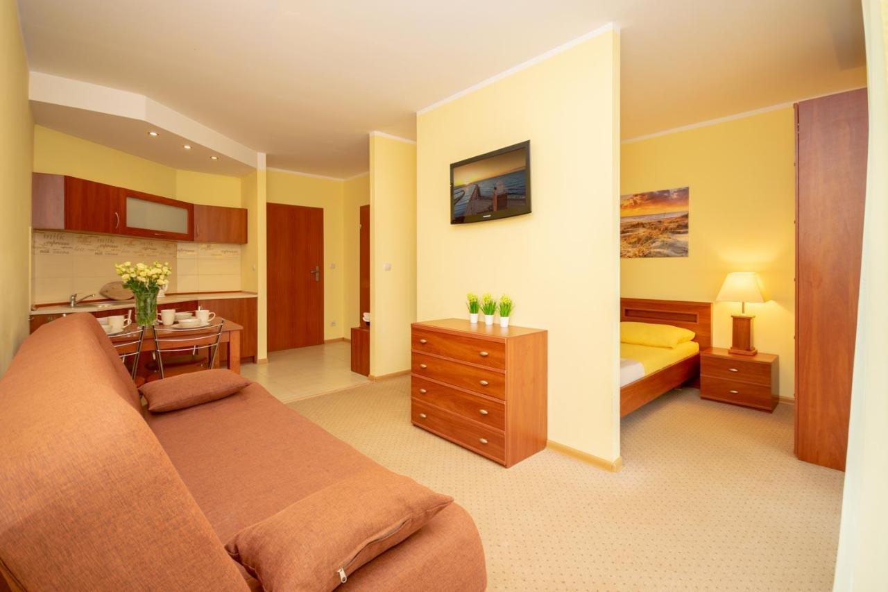 Pensjonat Marynarski - Apartamenty Дарлувко Екстер'єр фото