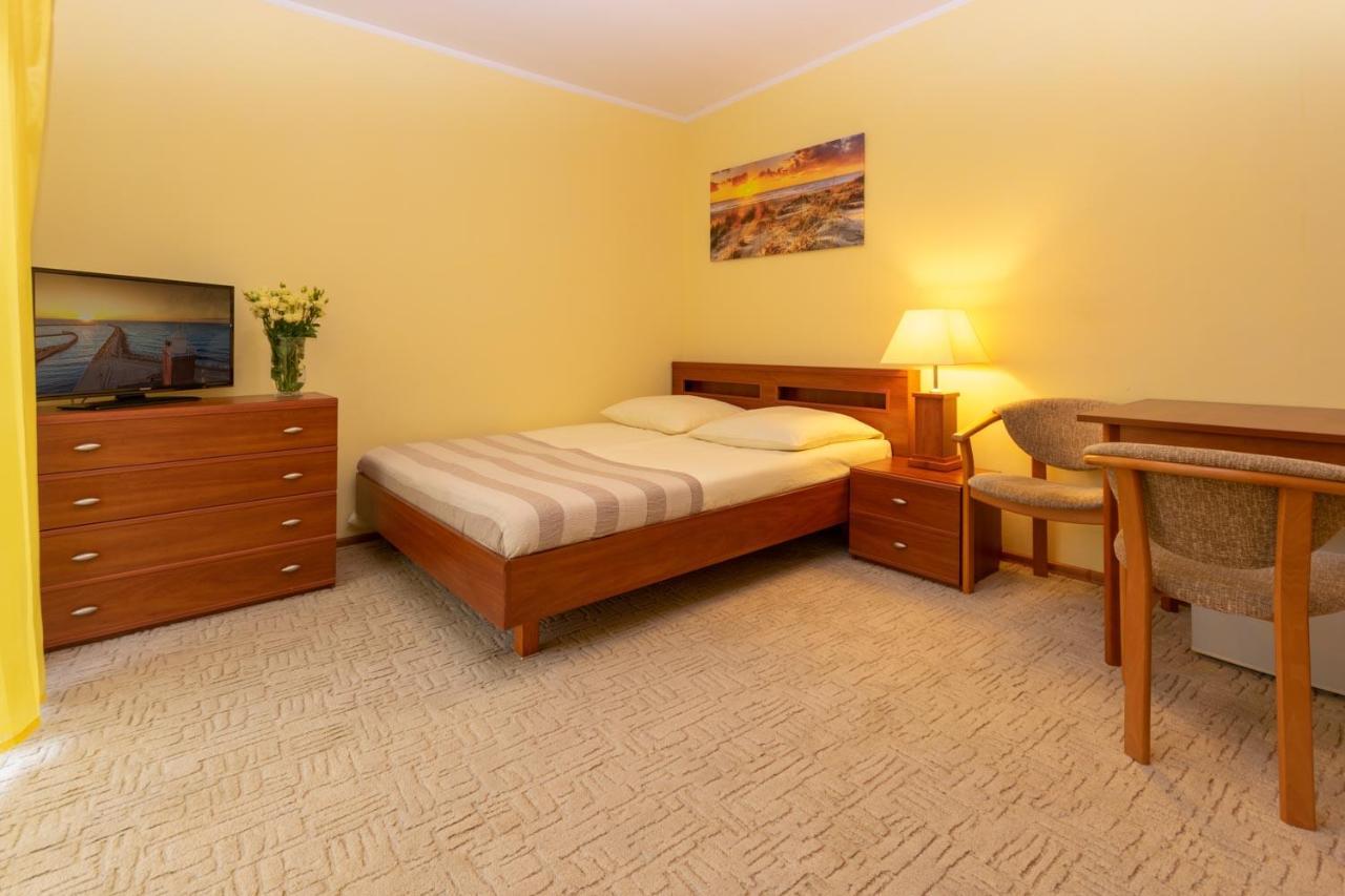 Pensjonat Marynarski - Apartamenty Дарлувко Екстер'єр фото