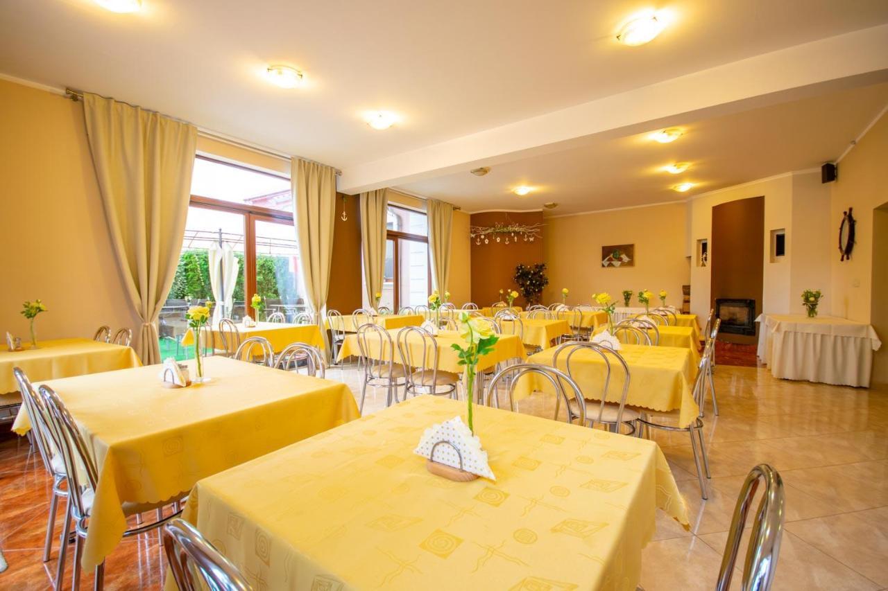 Pensjonat Marynarski - Apartamenty Дарлувко Екстер'єр фото